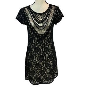 Xhilaration Short Sleeve Crew Neck Lace Dress - Black Cream - size Medium